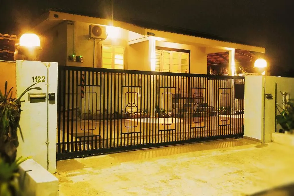 Ipoh Chat Villa 10 Pax 经典怀旧 精品民宿rareclassic超经典