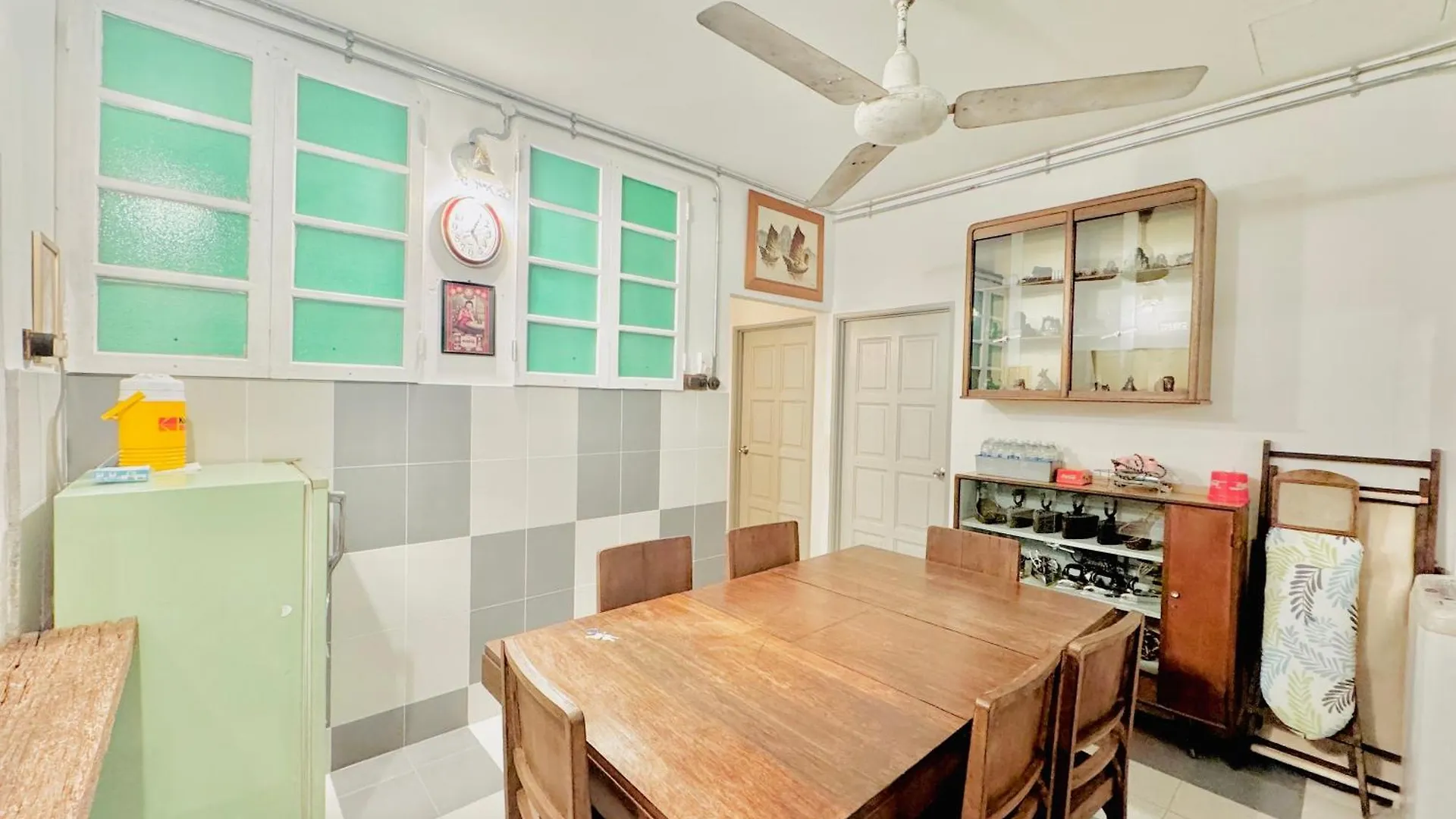 Сasa de vacaciones Ipoh Chat Villa 10 Pax 经典怀旧 精品民宿rareclassic超经典